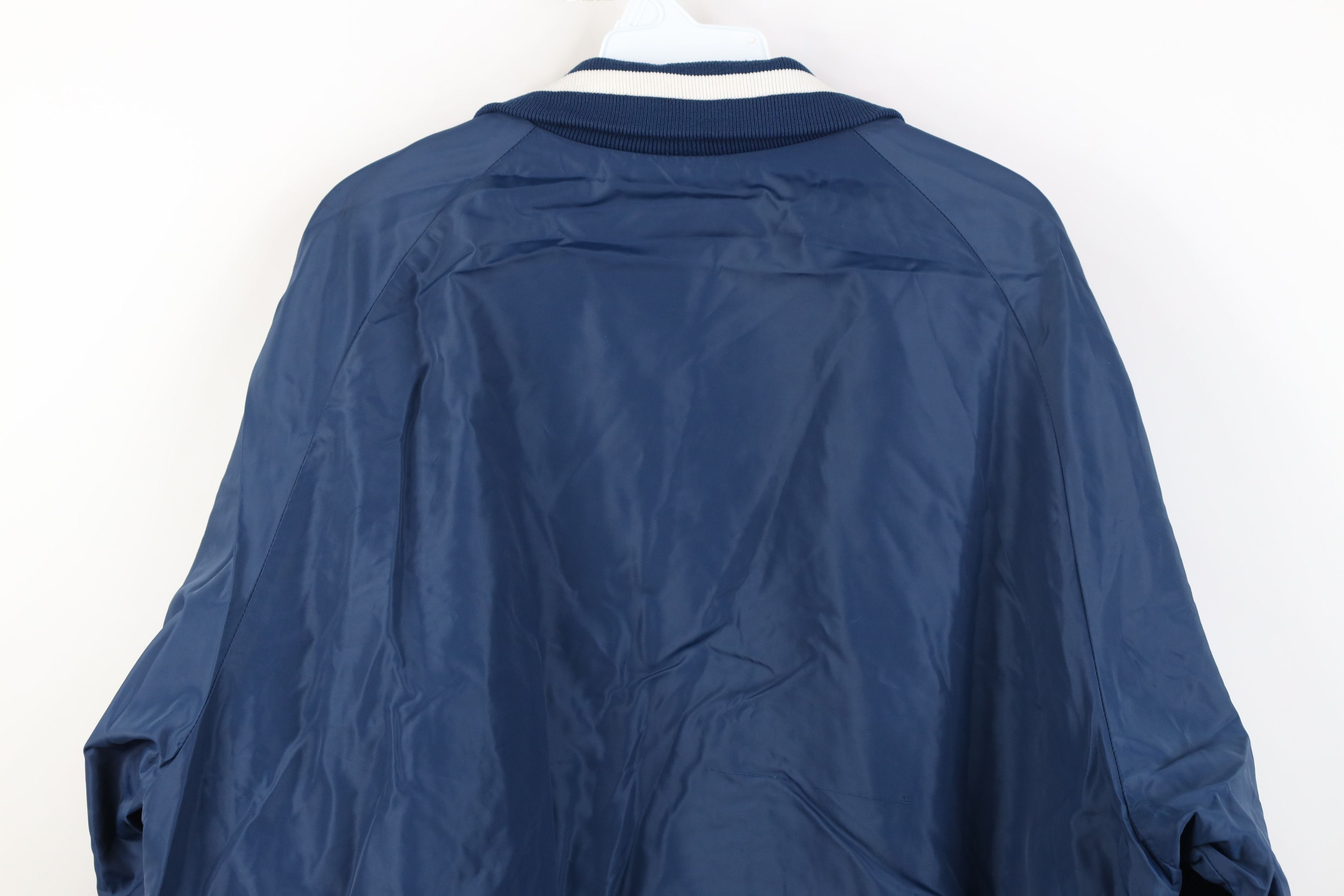 Vintage Vintage 80s Family UAW Hydra Matic GM Bomber Jacket USA Size US XL / EU 56 / 4 - 15 Thumbnail