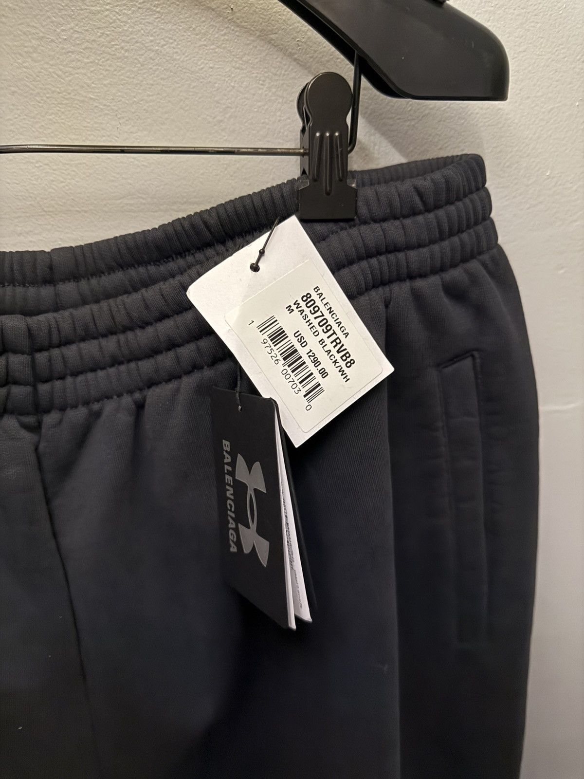 Balenciaga Balenciaga Under Armor Sweatpants size M Size US 32 / EU 48 - 8 Thumbnail