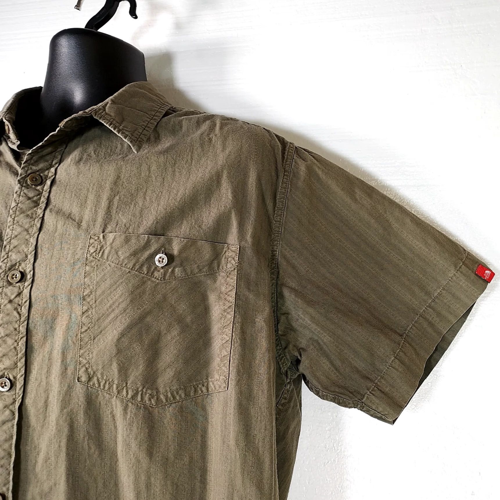 The North Face The North Face Shirt Mens XL Olive Green Outdoors Camping Hiking Short Sleeve Size US XL / EU 56 / 4 - 5 Thumbnail
