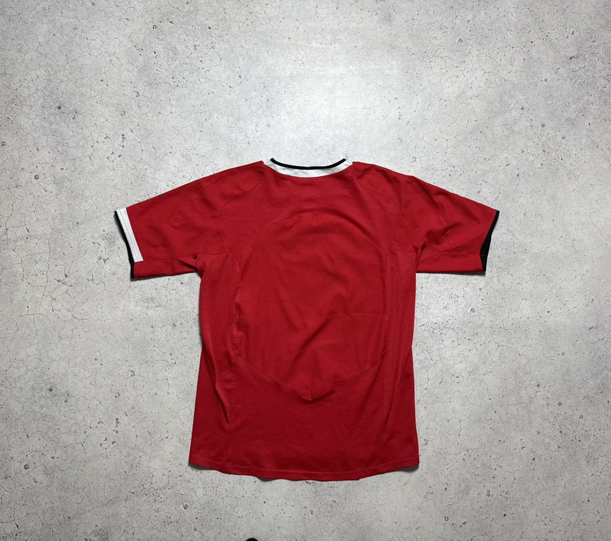 Nike Nike FC Manchester United 2004/2005 Vintage Soccer Jersey Size US S / EU 44-46 / 1 - 11 Thumbnail