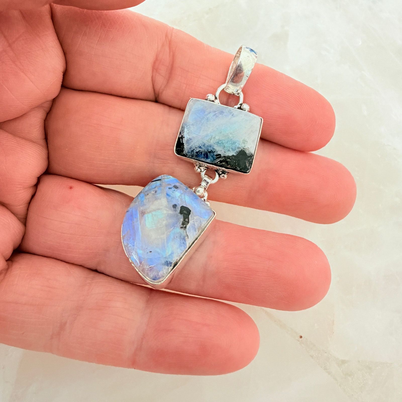 The Unbranded Brand Rainbow Moonstone 925 Silver Plated Pendant Size ONE SIZE - 4 Thumbnail