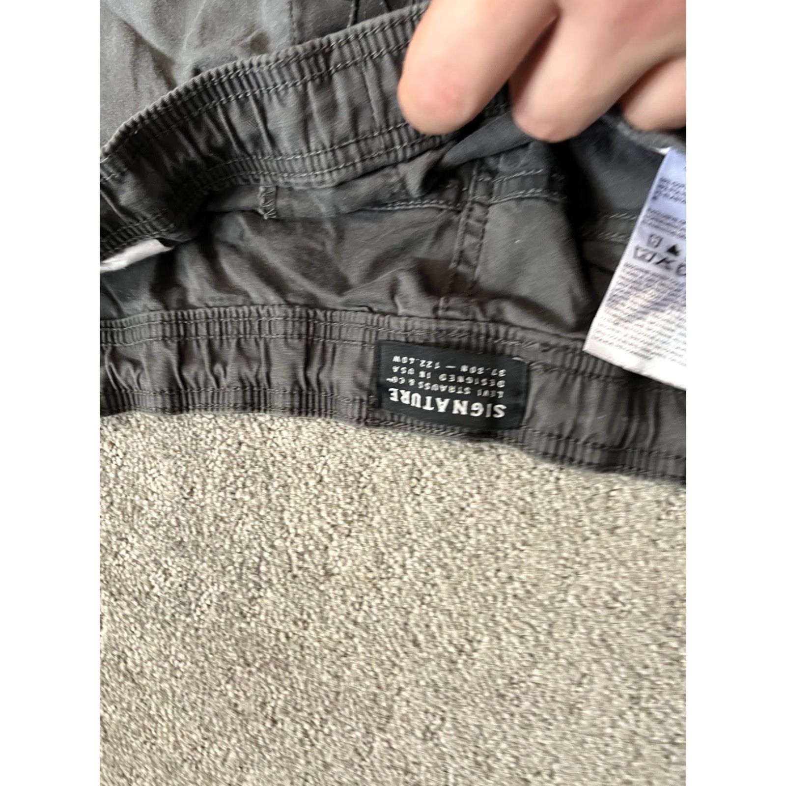 Levi's Levi's Jogger Pants Men XL Gray Elastic Drawstring Adjustable Waist Signature Levis Gorpcore Slack Pocket Slim Tapered 29in Inseam Regular Rise Mid Size US 36 / EU 52 - 5 Thumbnail