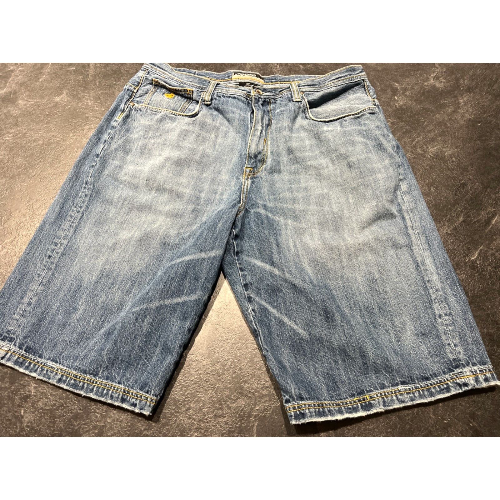 Rocawear VINTAGE Rocawear Baggy Skater Grunge Hip Hop Y2K Jeans Shorts Men 38 Blue JNCO Pockets Regular Size 38 Mens Size US 38 / EU 54 - 6 Thumbnail
