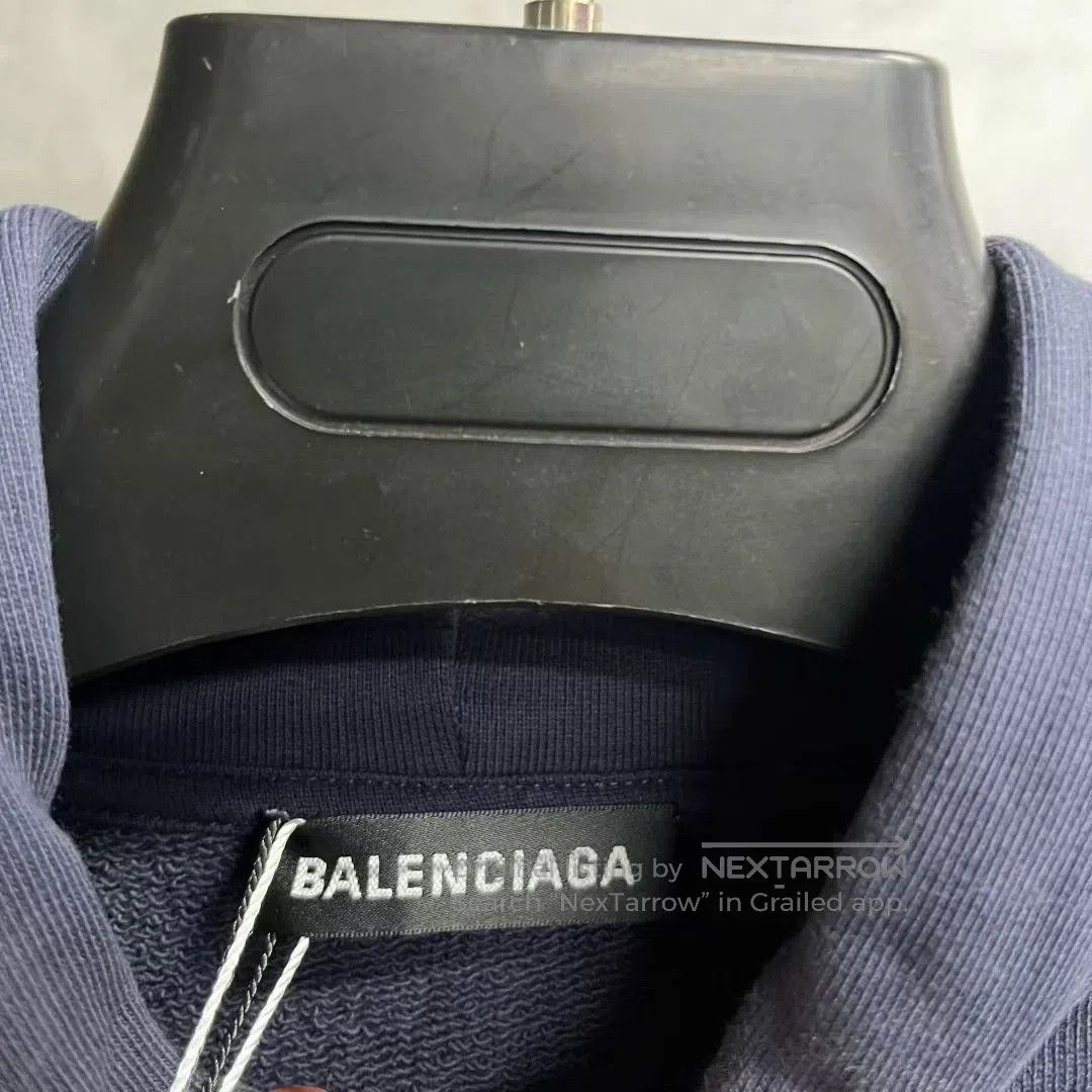 Balenciaga balenciaga navy logo hooded sweatshirt. Size US XS / EU 42 / 0 - 5 Thumbnail