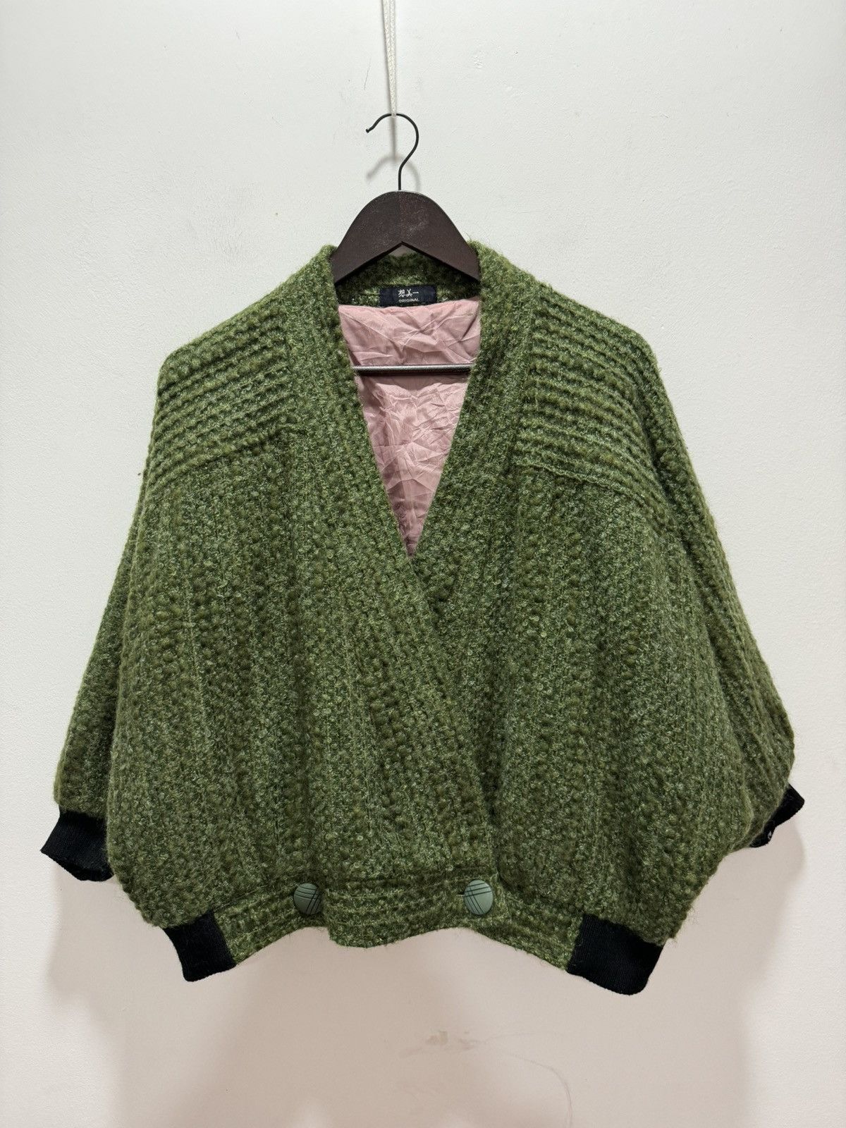 Japanese Brand JAPANESE DESIGN CASHMERE WING STYLE CARDIGAN Size M / US 6-8 / IT 42-44 - 6 Thumbnail