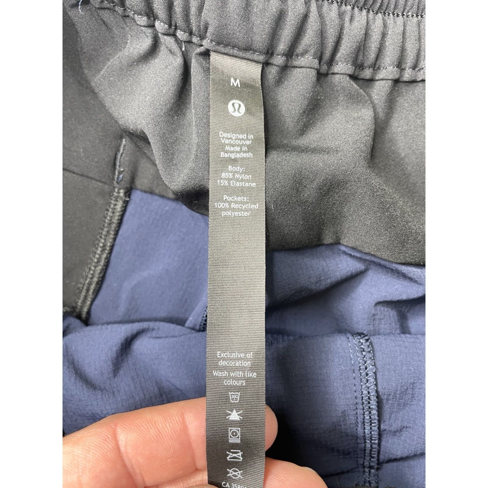 Lululemon Lululemon Bowline Shorts Mens Navy Blue 7.5” M Textured Stretch Pockets Athletic Activewear Running Gym & Training Size US 31 - 3 Thumbnail