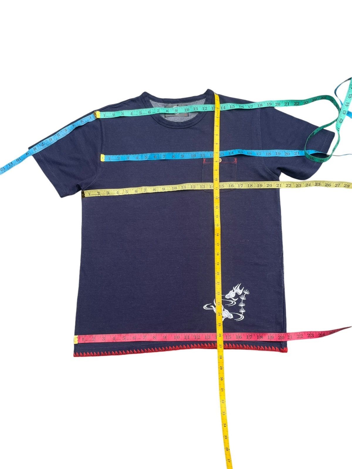 Japanese Brand Araku Fish Koi Sukajan Tshirt Size US L / EU 52-54 / 3 - 9 Thumbnail