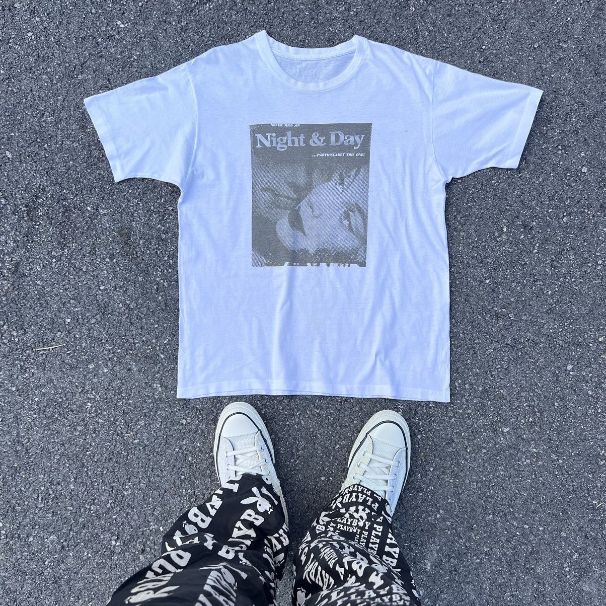 Vintage VTG NEVER MISS AN NIGHT & DAY PHOTO TEE Size US M / EU 48-50 / 2 - 1 Thumbnail