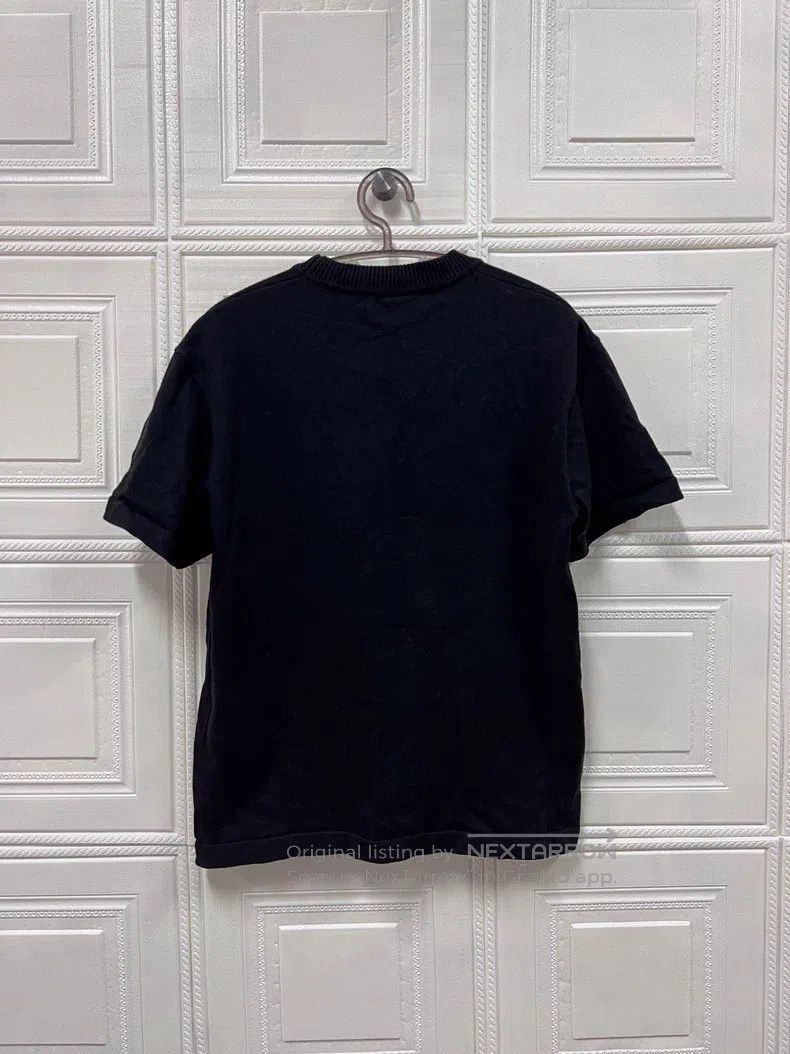 Louis Vuitton Louis Vuitton Black pin short sleeve Size US XS / EU 42 / 0 - 2 Thumbnail