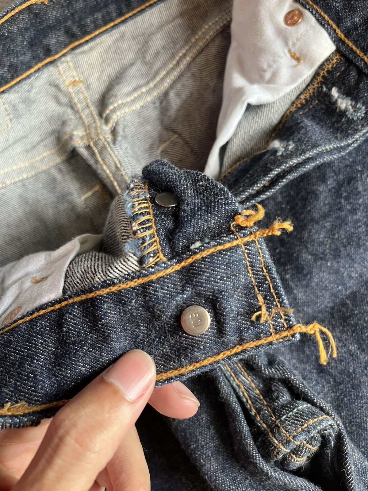 Vintage Levi’s 501xx 90’s Dark Blue USA W28 L36