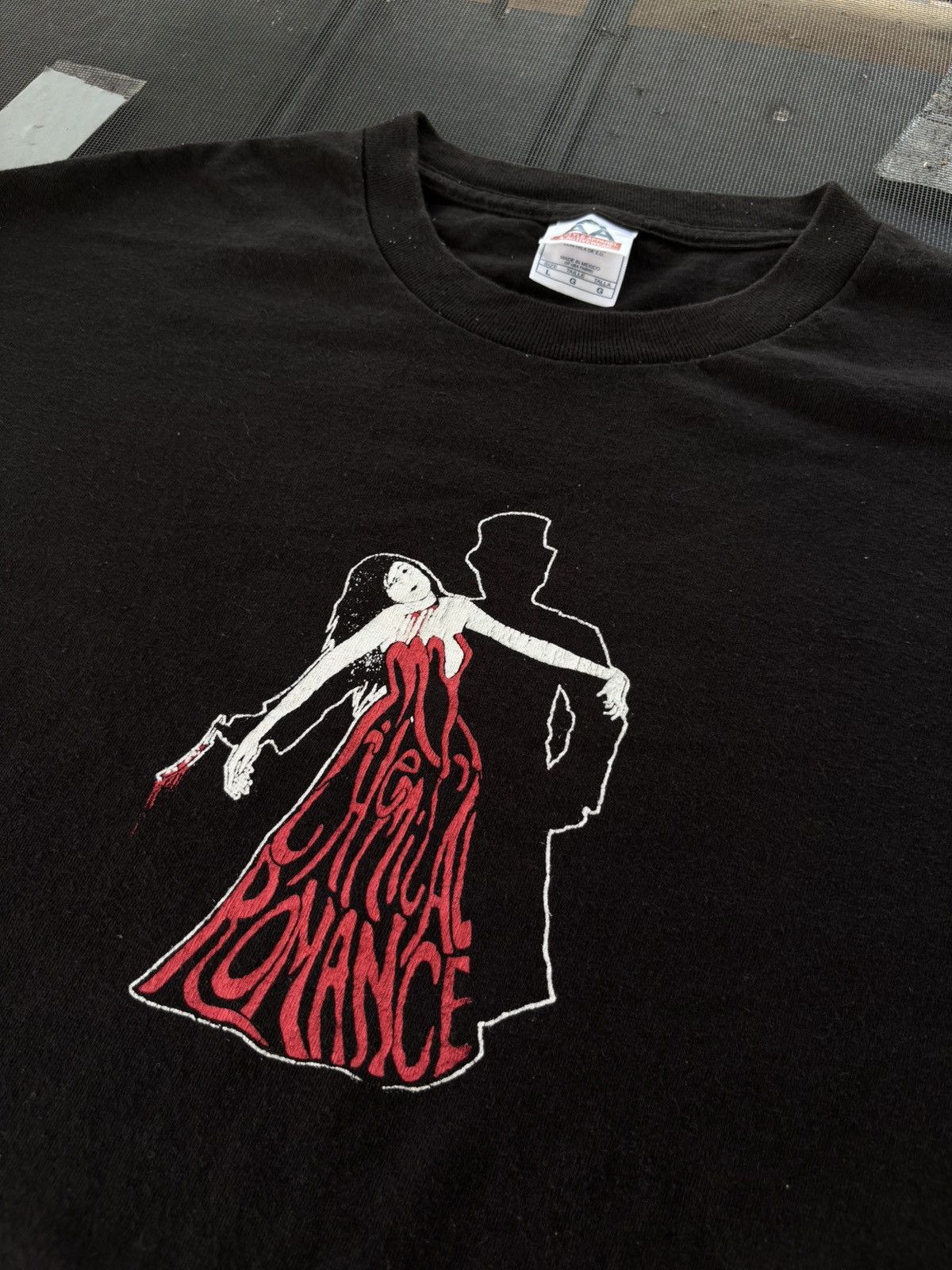 Vintage Vintage My Chemical Romance “Jack the Ripper” early 00’s tee Size US L / EU 52-54 / 3 - 1 Thumbnail