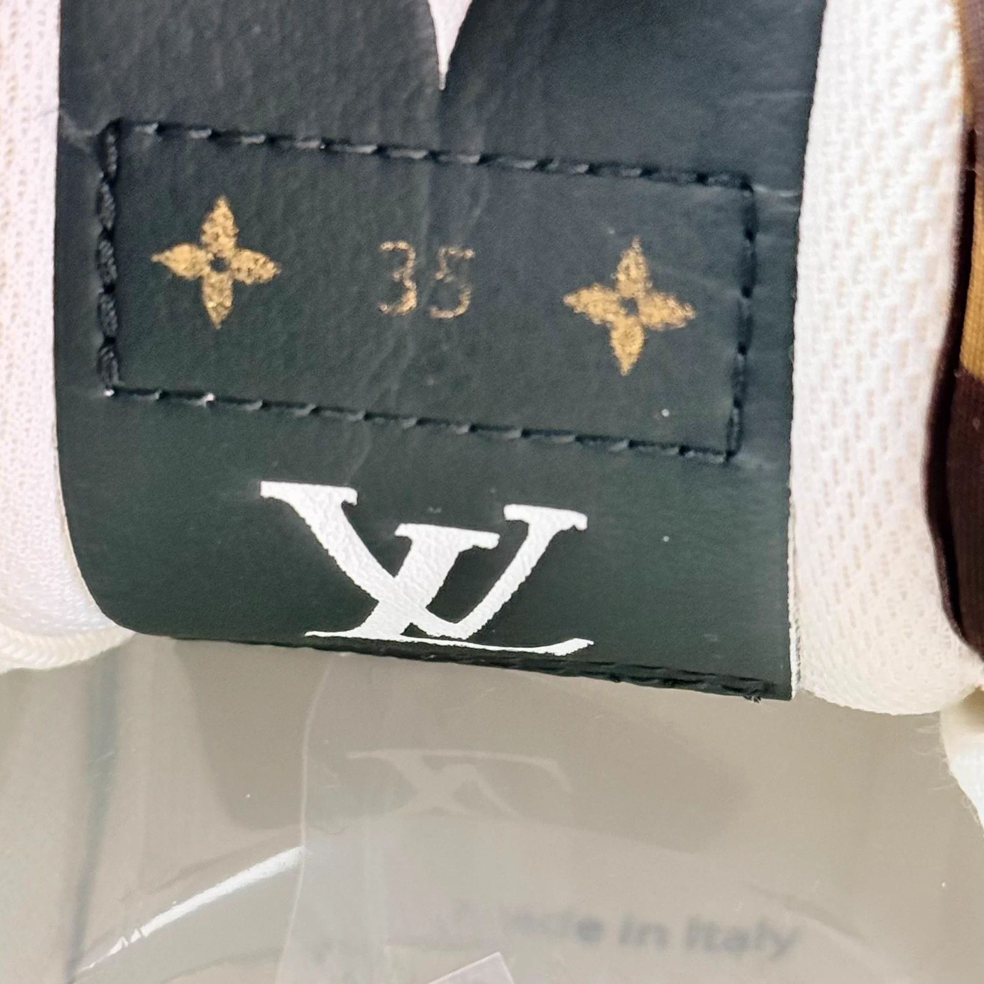 Louis Vuitton LV Charlie Monogram Sneakers 35 Mint Size US 4 / IT 34 - 4 Thumbnail