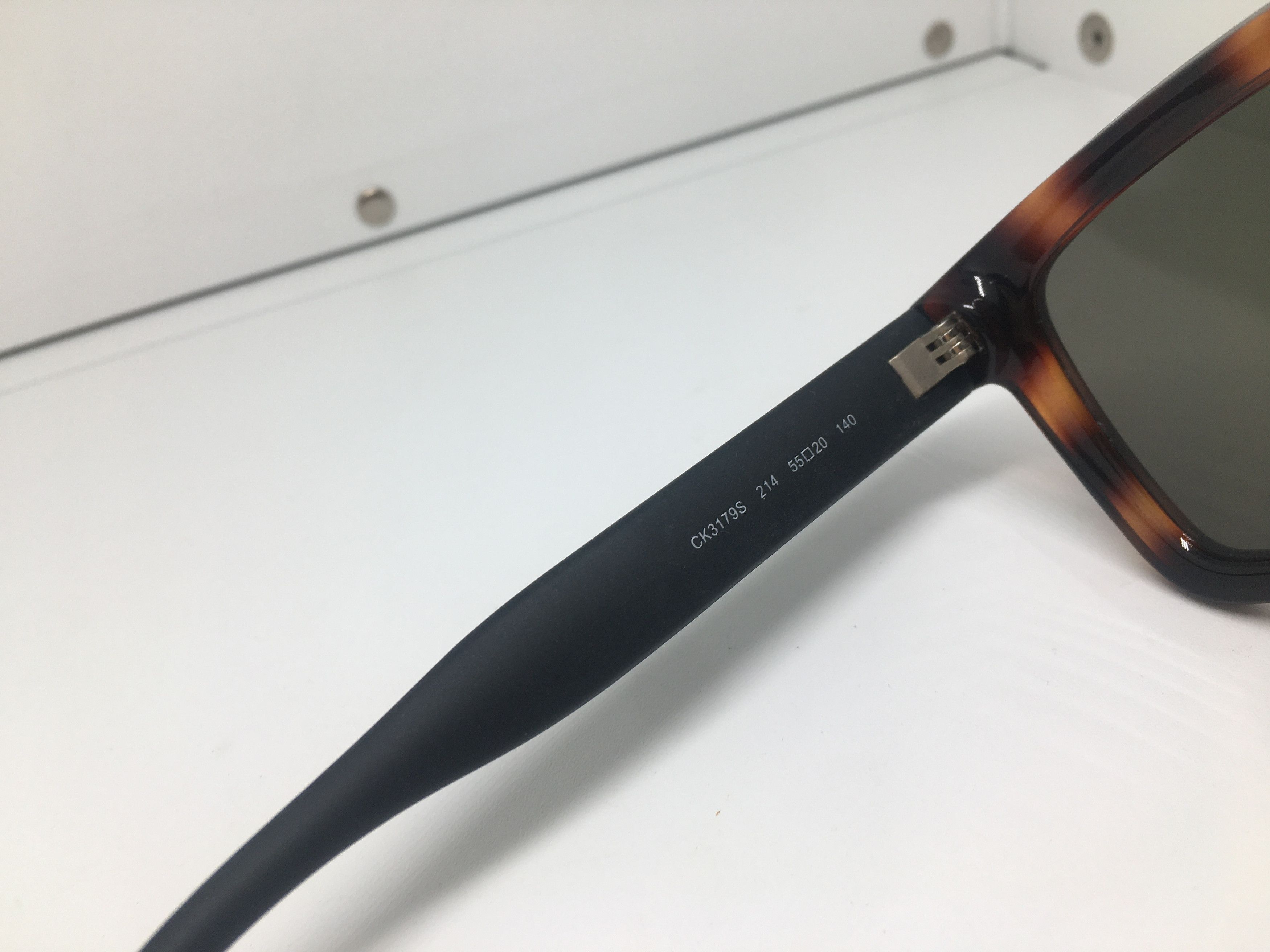 Calvin Klein Calvin Klein CK3179s Tortoise Sunglasses Frame Size ONE SIZE - 6 Thumbnail