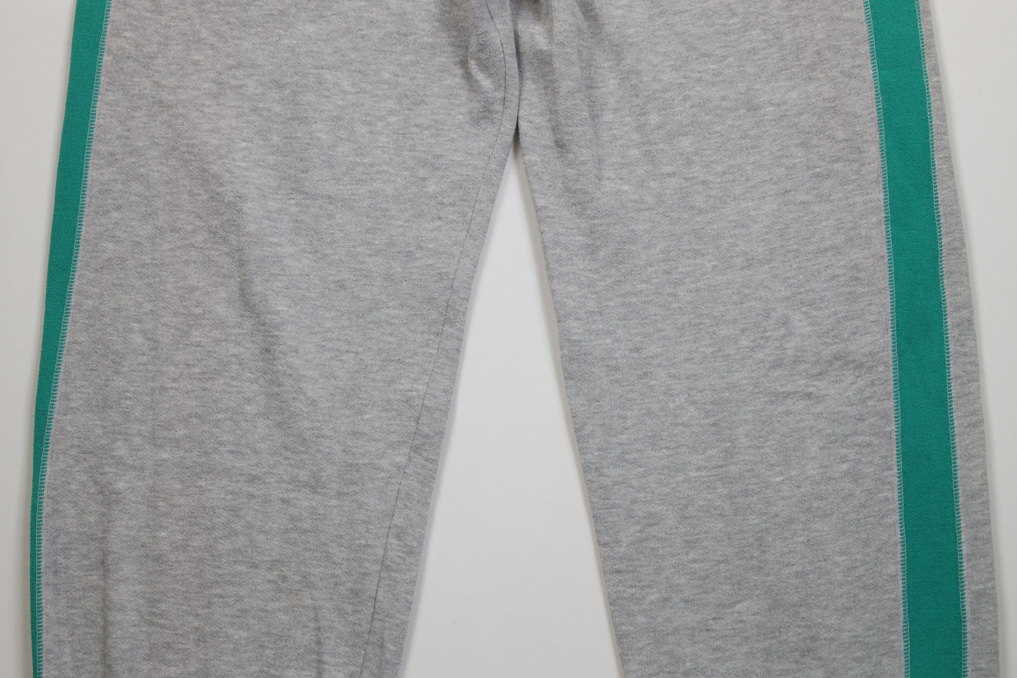 Puma Vintage 80s 90s Puma Triblend Sweatpants Joggers Pants Gray Size US 36 / EU 52 - 12 Thumbnail