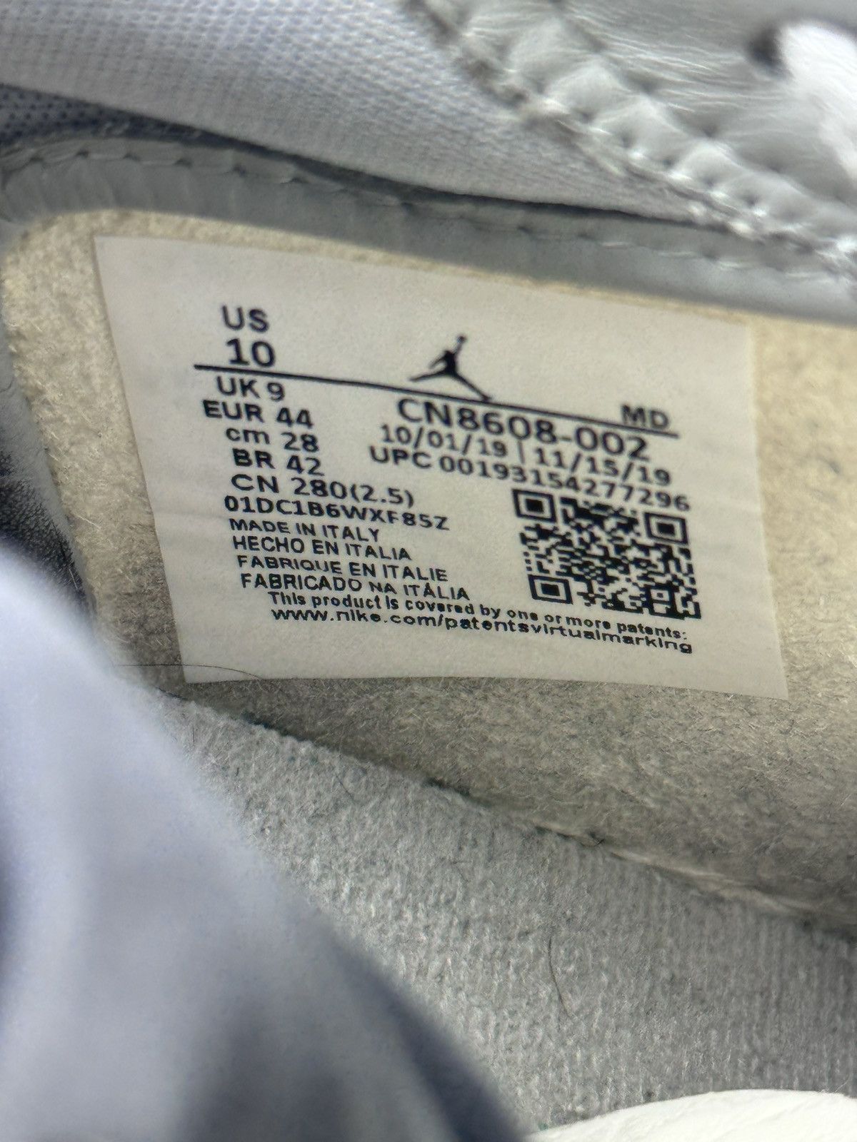 Dior × Jordan Brand AIR DIOR JORDAN SNEAKERS Size US 10 / EU 43 - 18 Thumbnail