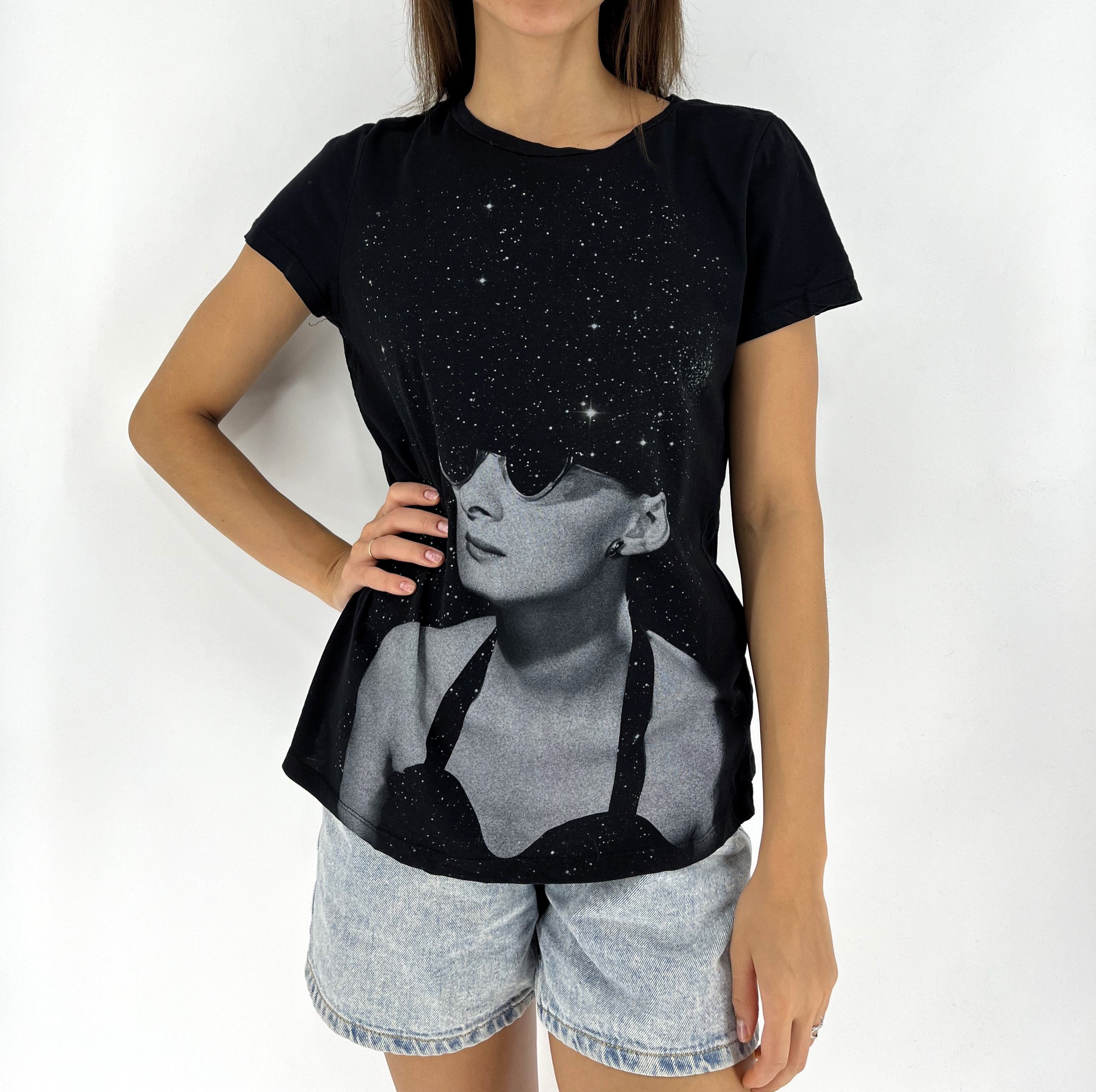 Les Benjamins Rare Les Benjamins Photo Tee Black T Shirt Size S / US 4 / IT 40 - 1 Thumbnail
