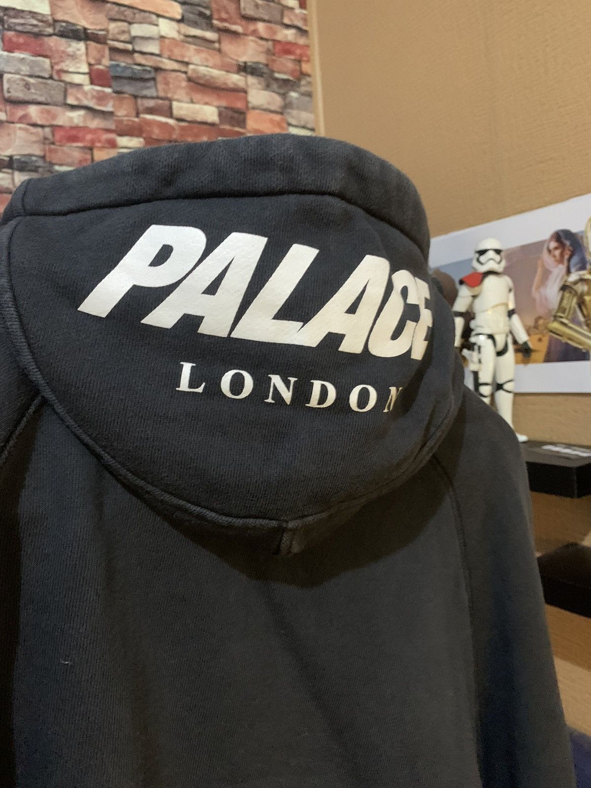 Palace Palace London 1/4 Zip Hood Size US XL / EU 56 / 4 - 2 Thumbnail