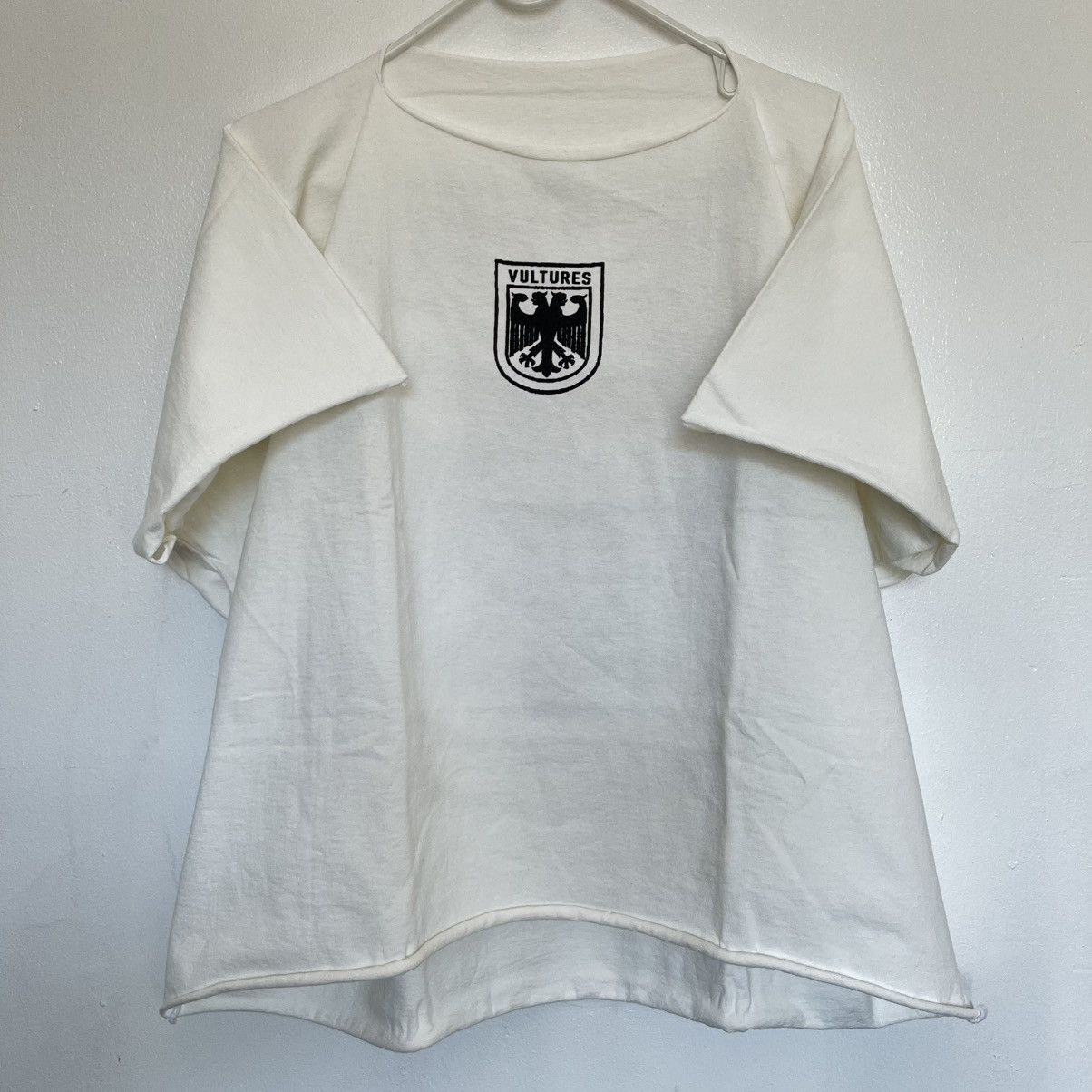 Yeezy Yeezy Vultures Short Sleeve Box Tee White Size US M / EU 48-50 / 2 - 2 Thumbnail