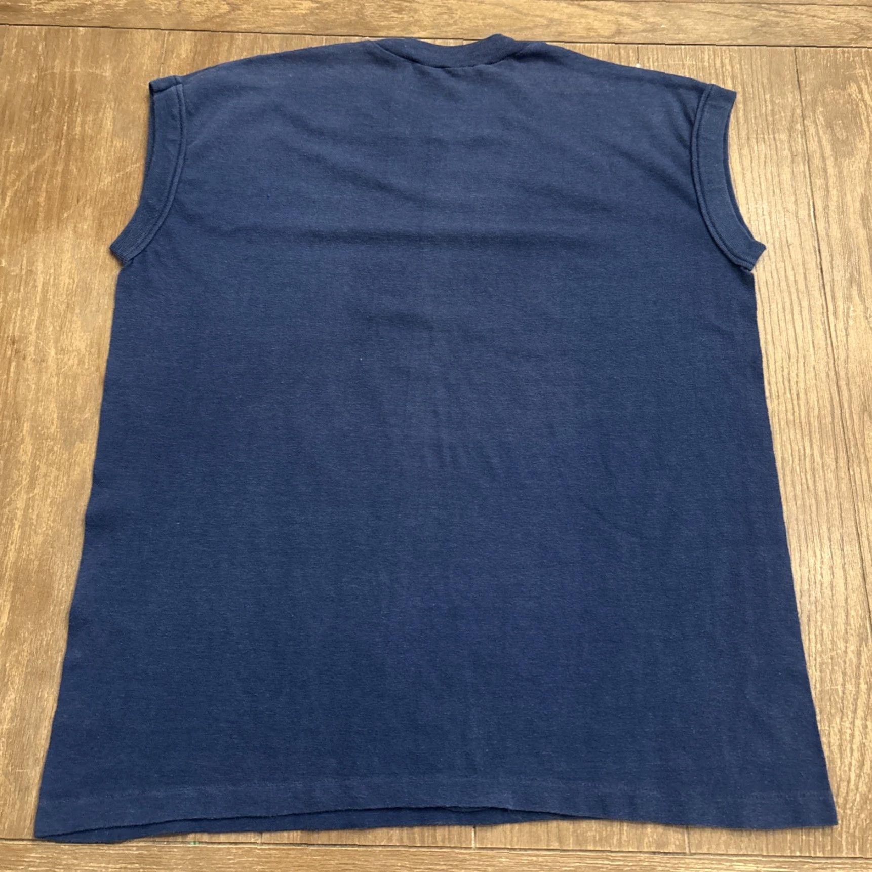 Vintage VINTAGE Kresgeville Pennsylvania Polk Twp Sleeveless T Shirt Blue Size L Mens Regular Sleeveless T-Shirt Blue Size L Size US L / EU 52-54 / 3 - 5 Thumbnail