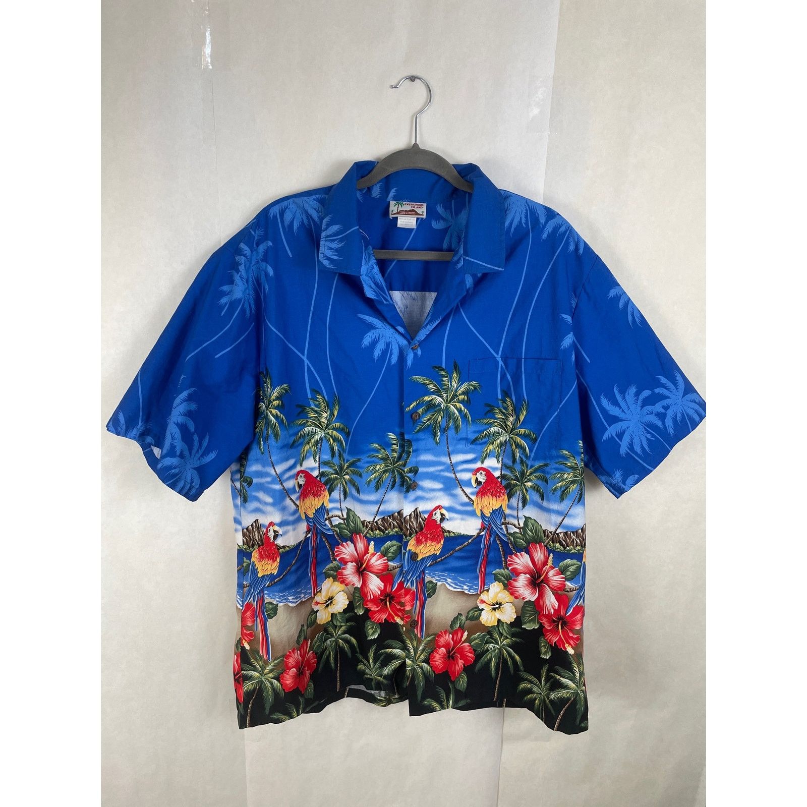 Evergreen Evergreen Island Hawaiian Parrots Flowers Blue Button Up Size US XL / EU 56 / 4 - 2 Thumbnail