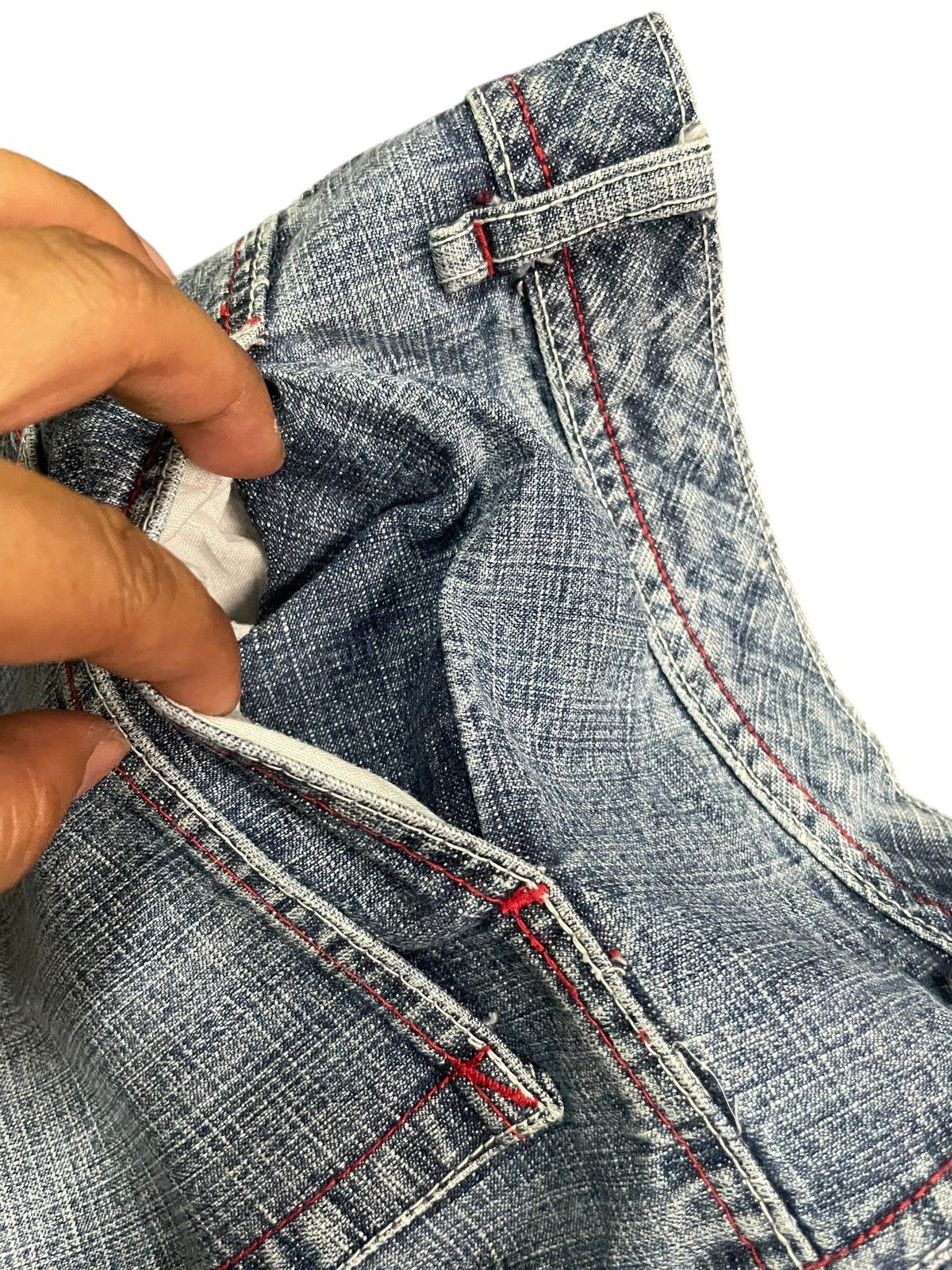 Akademiks Vintage Akademiks Denim Short Size US 37 - 8 Thumbnail