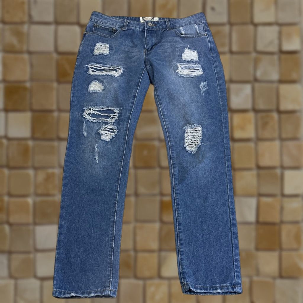 Boohoo VINTAGE Boohoo Womens Jeans Straight Ripped Distressed Blue Size 8 Denim Size 30" / US 8 / IT 44 - 1 Thumbnail