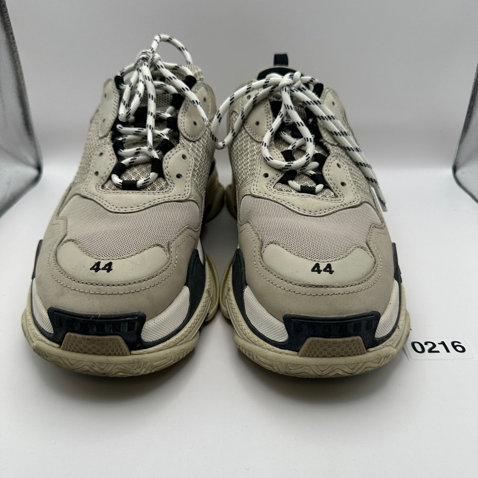 Balenciaga BALENCIAGA RARE TRIPLE S Men's 11 Sneaker Vanille 536747 Size US 11 / EU 44 - 4 Thumbnail