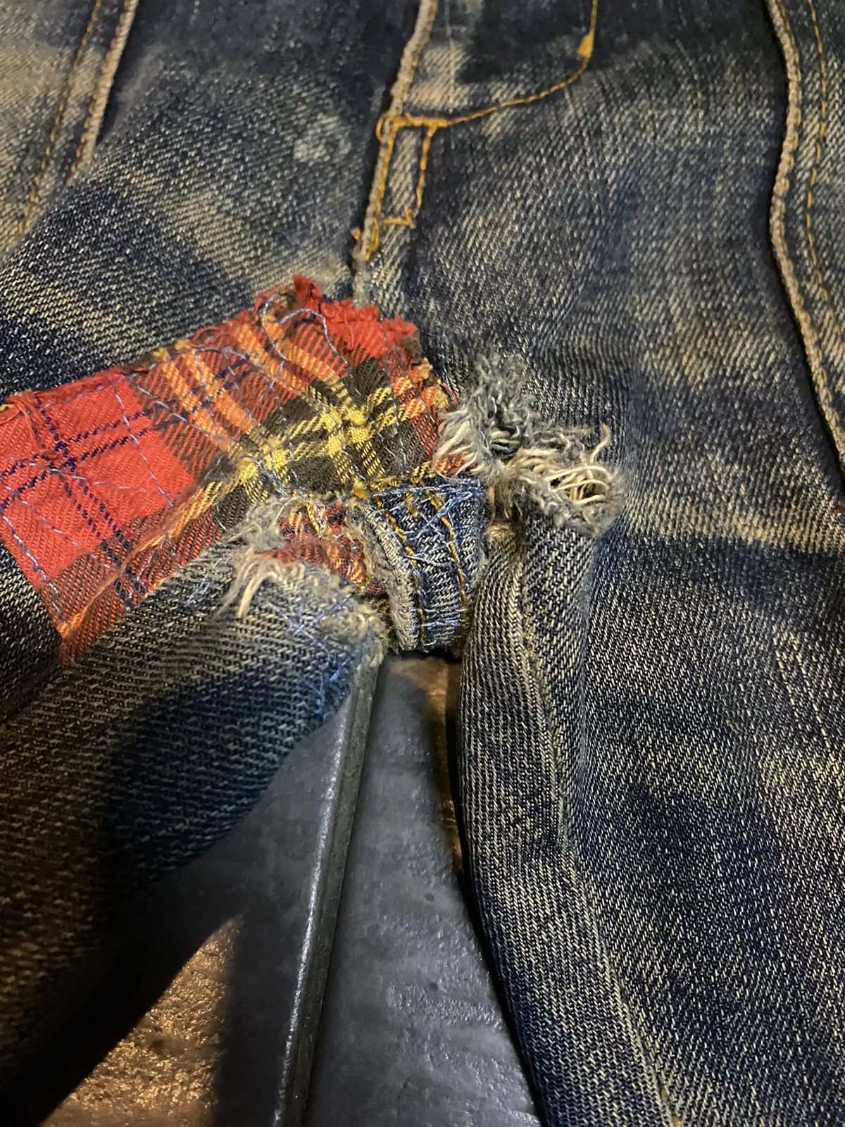 Hysteric Glamour Japanese distressed denim patchwork Size US 34 / EU 50 - 4 Thumbnail