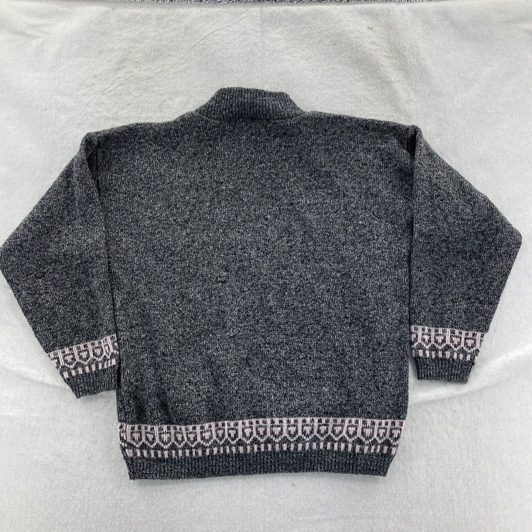 Vintage Kate Collins Sweater Womens Large Gray Pink Rose Print Pullover Vintage United States Made Knit Mock Neck Winter Fall 1980s Mens Womens Size L / US 10 / IT 46 - 2 Thumbnail