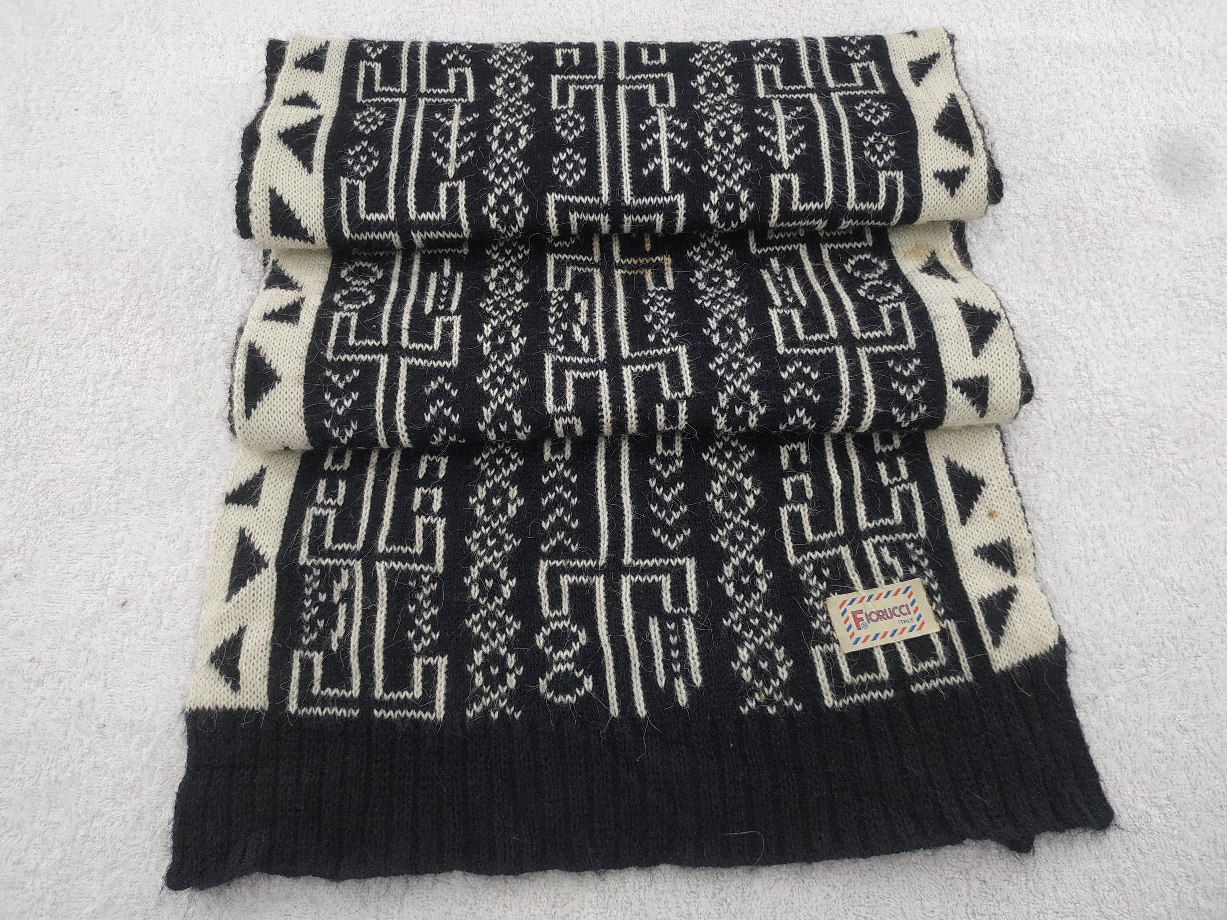Fiorucci Fiorucci Scarf / Muffler / Neckwear - WW594 Size ONE SIZE - 5 Thumbnail