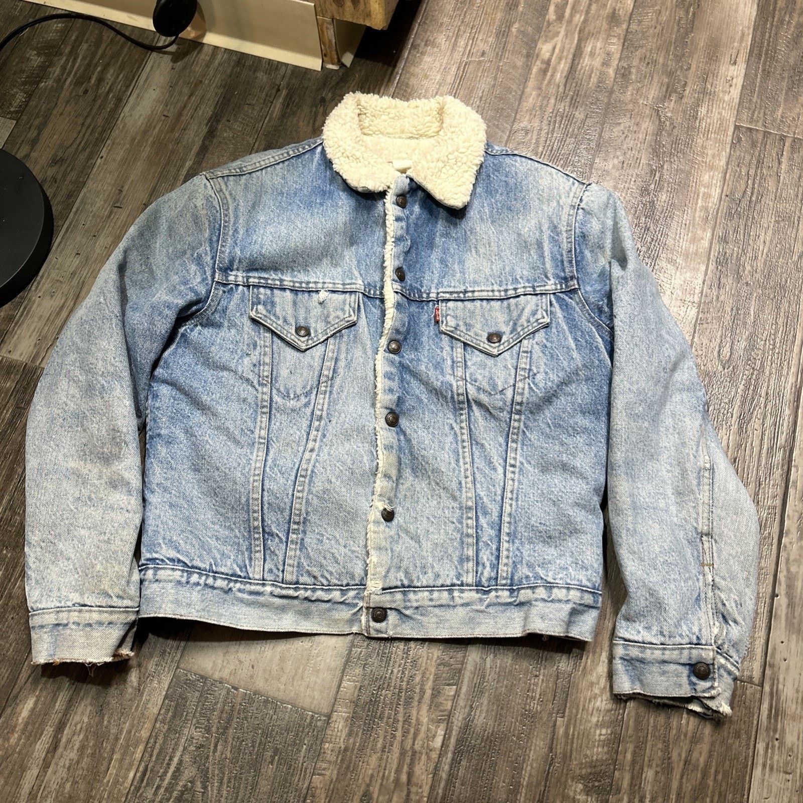 Levi's Vintage Levi’s Sherpa Lined Denim Trucker Jacket Size 42 Size US L / EU 52-54 / 3 - 1 Thumbnail