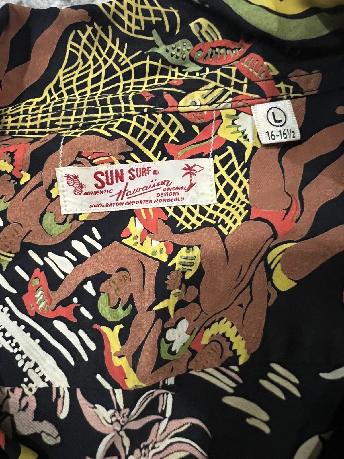 Sun Surf Vintage 1940s "Kamehameha" Tea-Timer Rayon Hawaiian Shirt Size US L / EU 52-54 / 3 - 6 Thumbnail