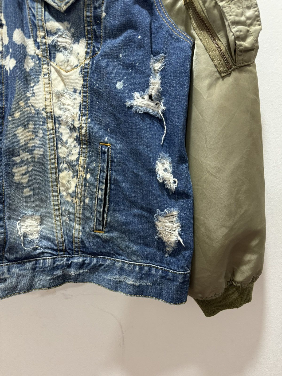 If Six Was Nine × Le Grande Bleu (L.G.B.) × Vintage LAGENDA MADE UNDERGOURD BLEACH OUT DISTRESSED CRAZY JACKET Size US L / EU 52-54 / 3 - 8 Thumbnail