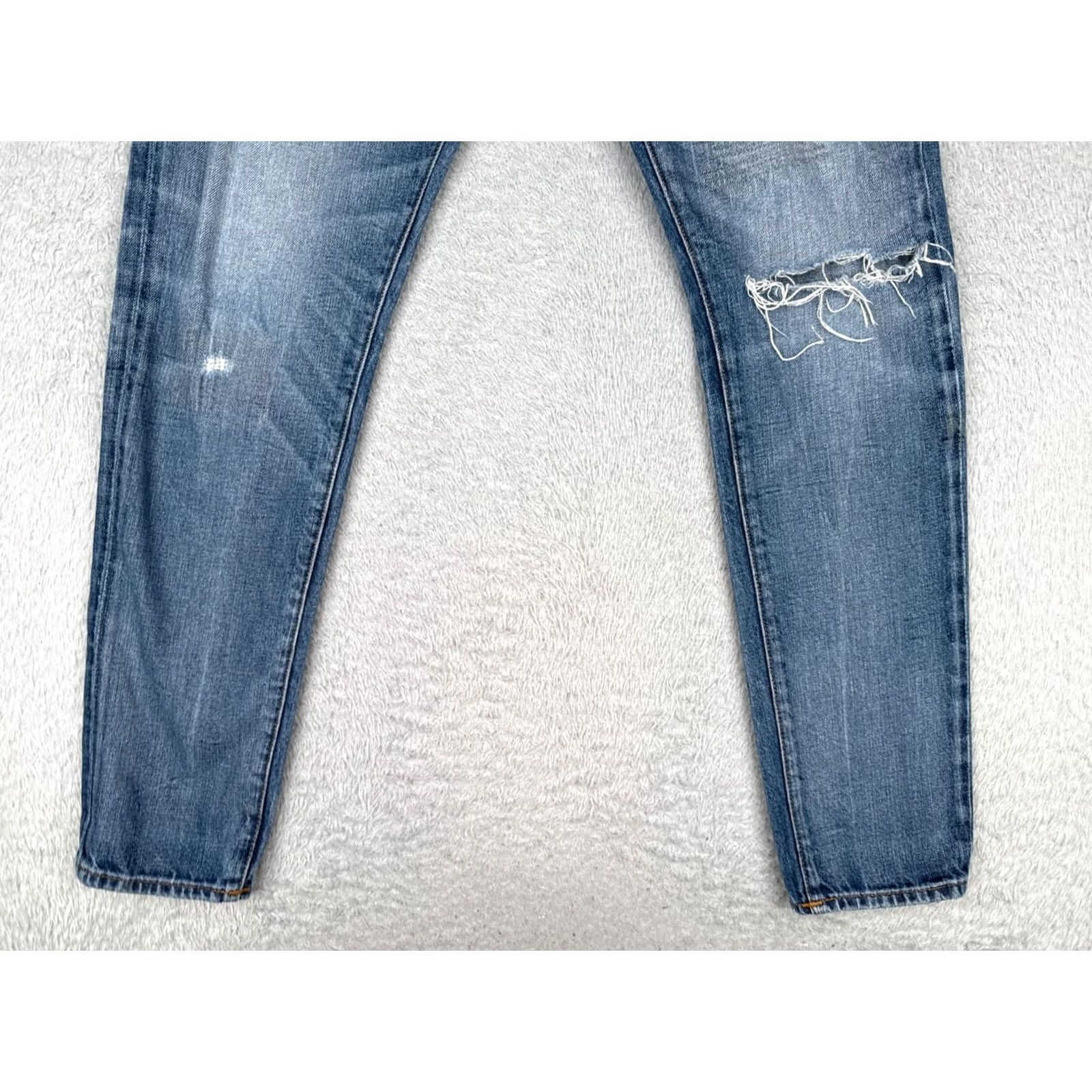 True Religion True Religion Jeans Mens 30x31 Blue Denim Logan Relaxed Taper Distressed Cotton Jeans Mens Blue Denim 90s Rock City Logo True Religion Logan Boy? Size US 30 / EU 46 - 2 Thumbnail