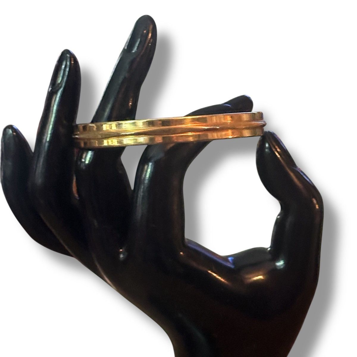 Monet Vintage Monet gold tone bangle bracelet Size ONE SIZE - 3 Thumbnail