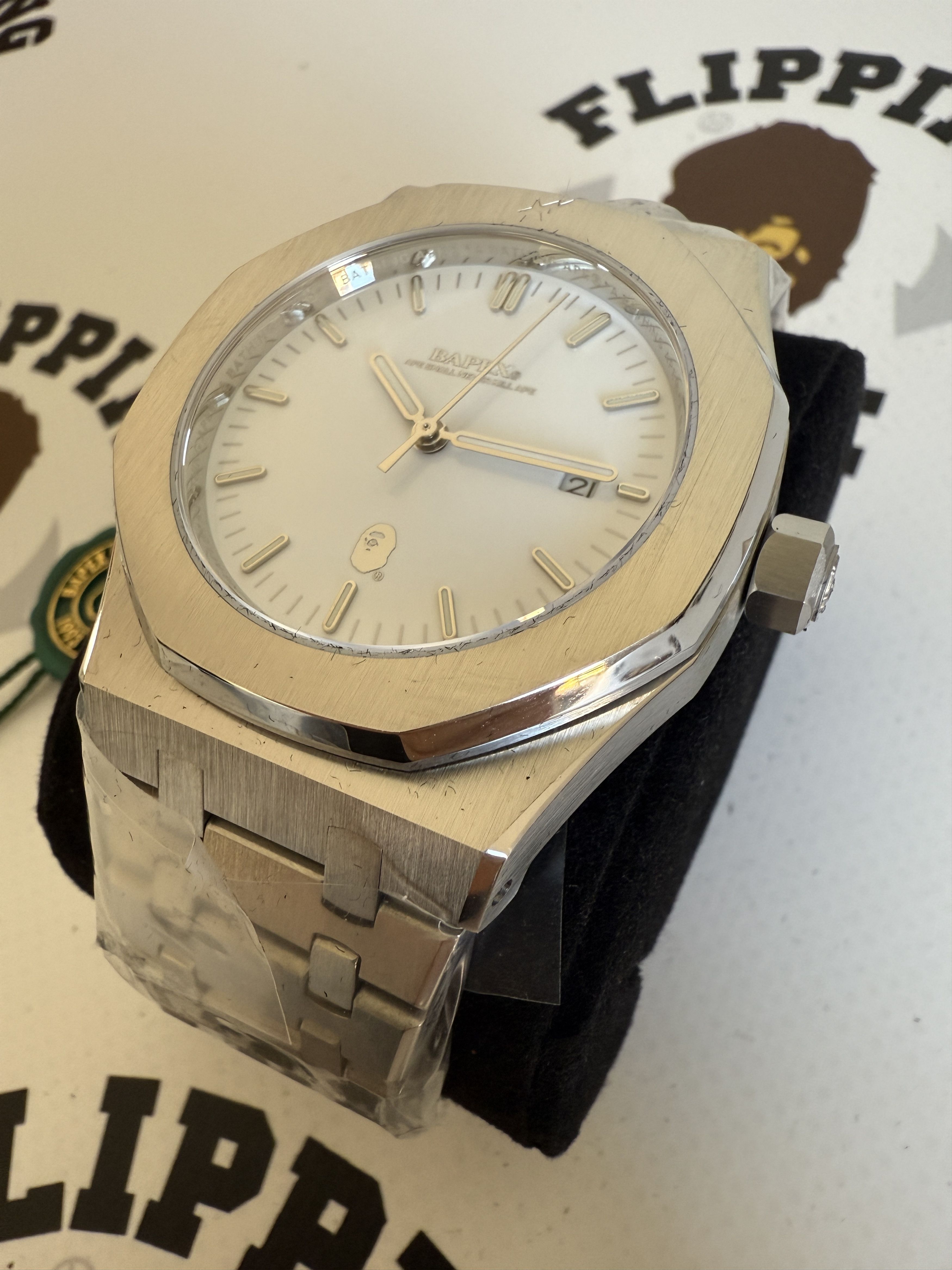 Bape BAPE TYPE 9 BAPEX #1 (2025) Size ONE SIZE - 18 Thumbnail