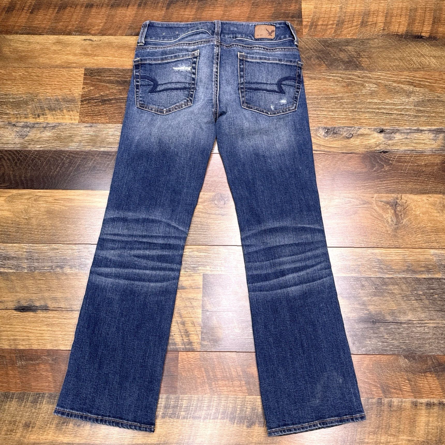 American Eagle Outfitters **American Eagle Artist Crop Jeans Blue Regular Women's 00** User: **American Eagle Artist Crop Jeans Regular Women's 00 Blue** Size 24" / US 00 / IT 34 - 4 Thumbnail