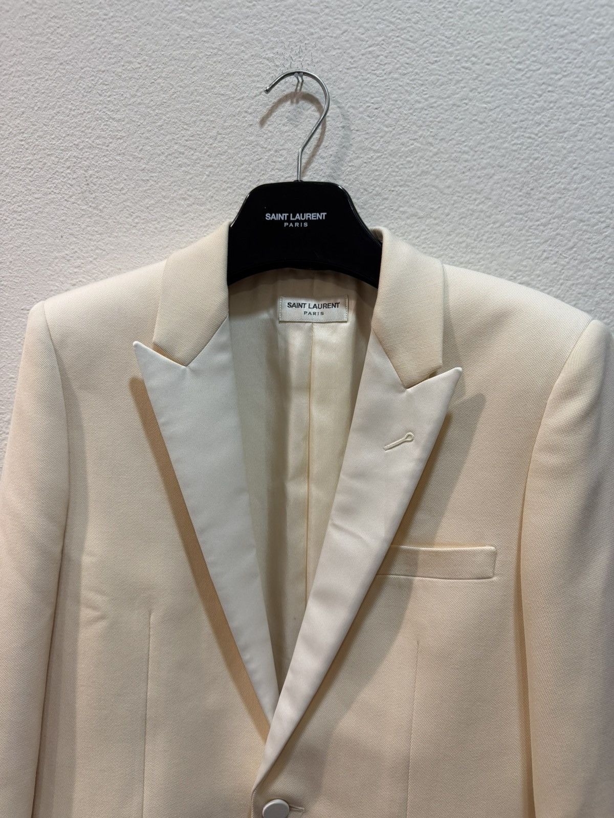 Saint Laurent Paris FW15 Cream Satin Peak Lapel Le Smoking Blazer 46 Size 46R - 2 Thumbnail
