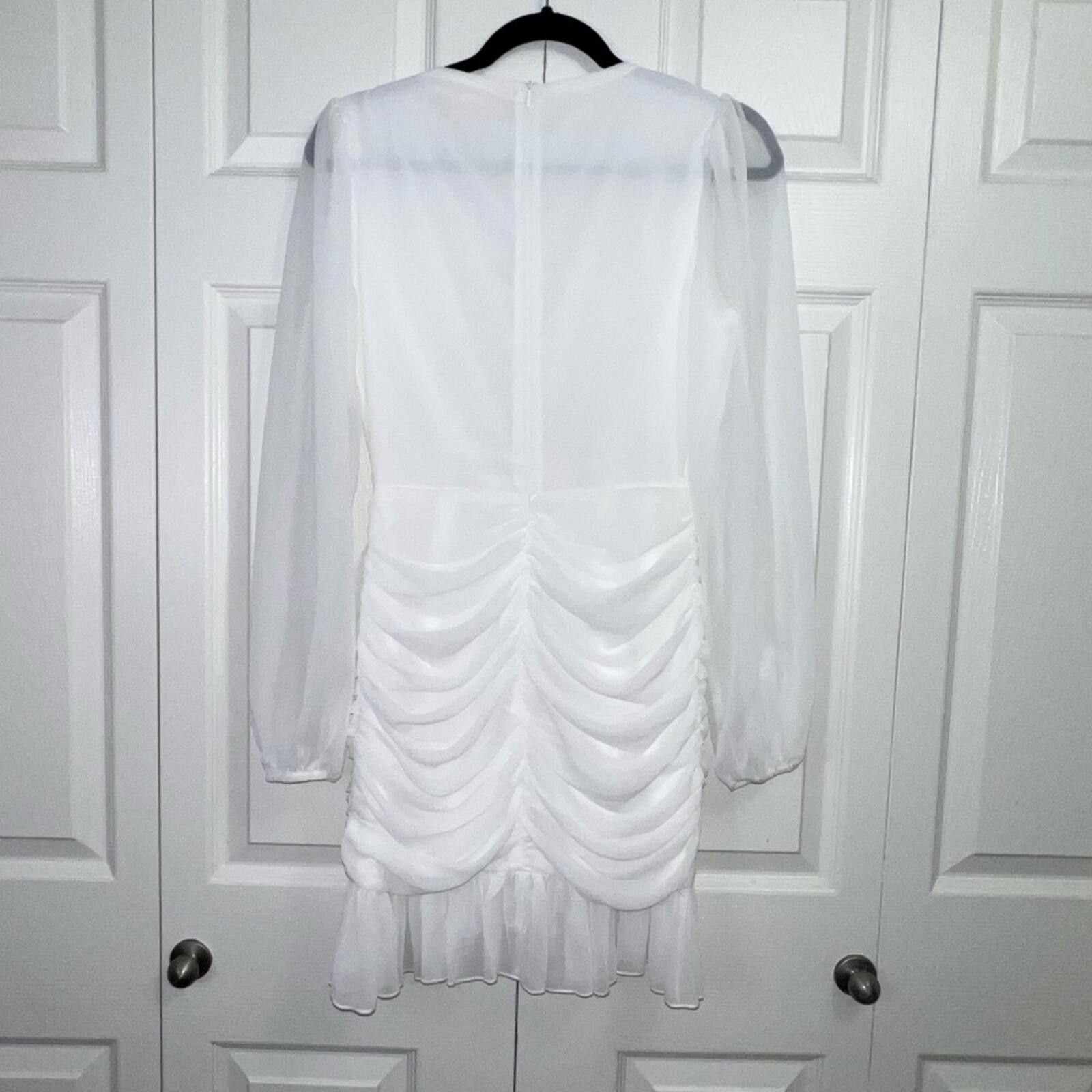 Other Showpo White Long Sleeve Dress‎ Size S / US 4 / IT 40 - 6 Thumbnail