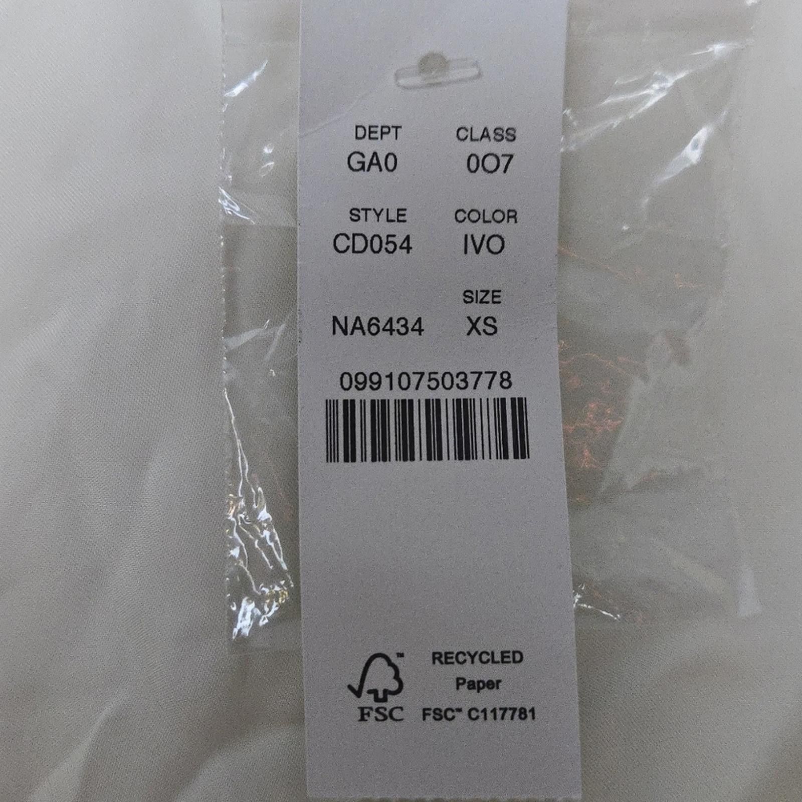 J.Crew J Crew Goldie Top in Satin Size XS / US 0-2 / IT 36-38 - 3 Thumbnail
