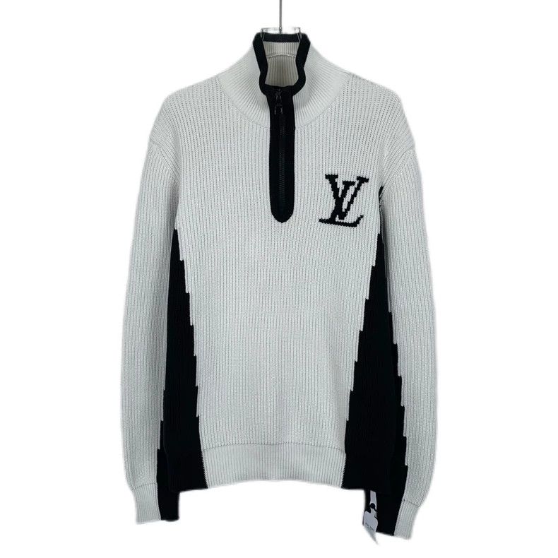 Louis Vuitton Louis Vuitton White logo embroidered semi-zippered cotton Size US S / EU 44-46 / 1 - 1 Thumbnail