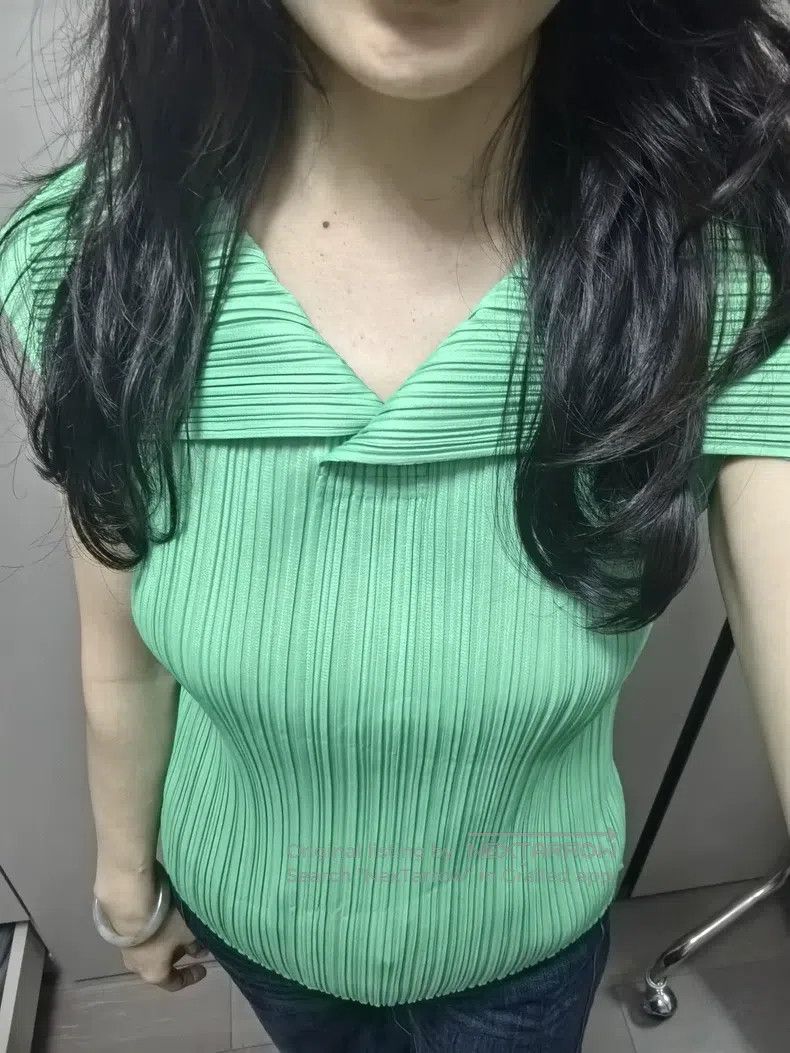 Issey Miyake Issey Miyake Green short-sleeve Size L / US 10 / IT 46 - 1 Thumbnail