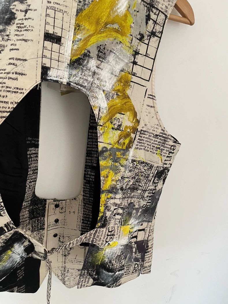 Yohji Yamamoto Yohji Yamamoto Newspaper Print Vest-2506 Size M / US 6-8 / IT 42-44 - 5 Thumbnail