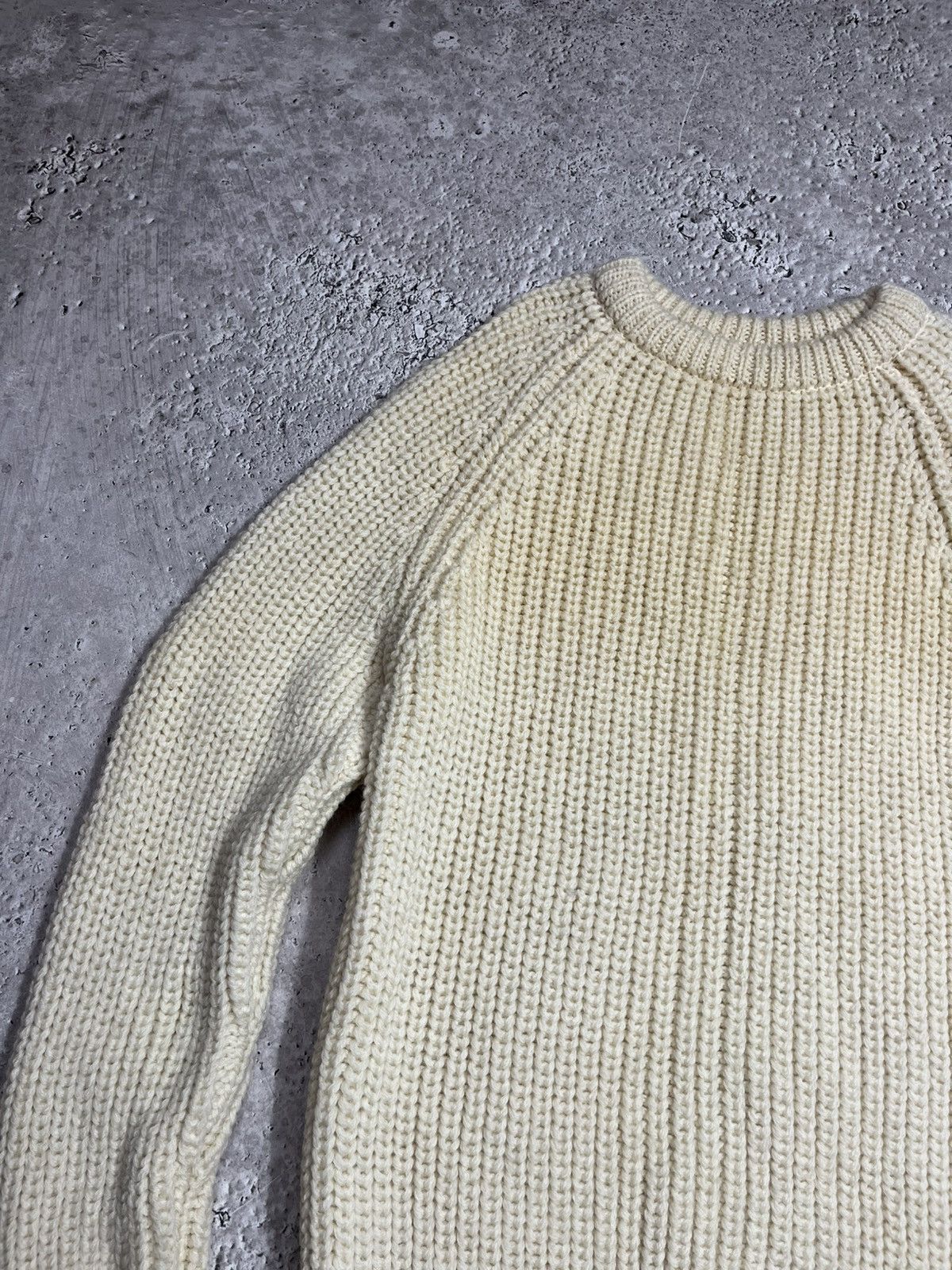 Other Vintage Clan Royal Wool Sweater Made in Great Britain Knit Size US S / EU 44-46 / 1 - 3 Thumbnail