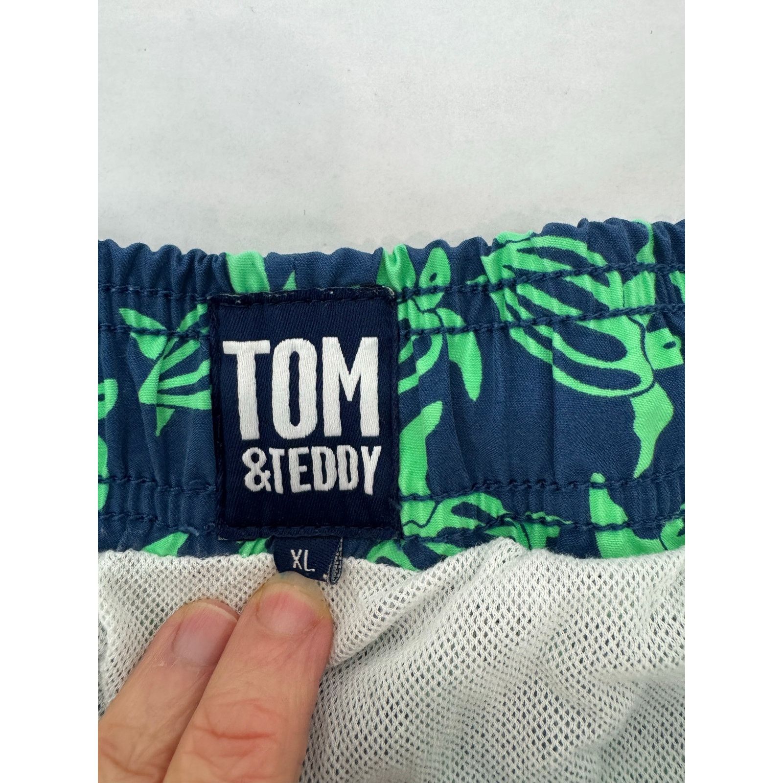 Other Tom & Teddy Swim Trunks Sea Turtle Print Board Shorts - XL Size US 34 / EU 50 - 7 Thumbnail