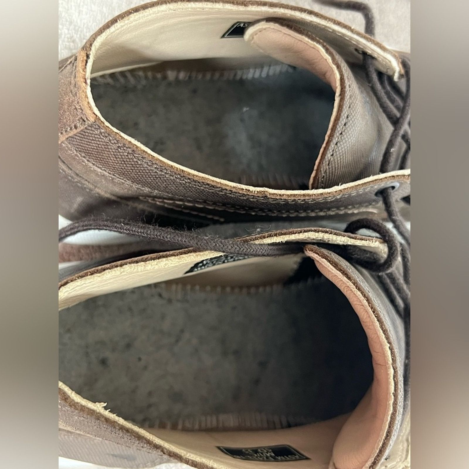 Red Wing RED WING Cross Lite CHUKKA BOOT Sneaker Safety Toe 10.5 D Size US 10.5 / EU 43-44 - 9 Thumbnail