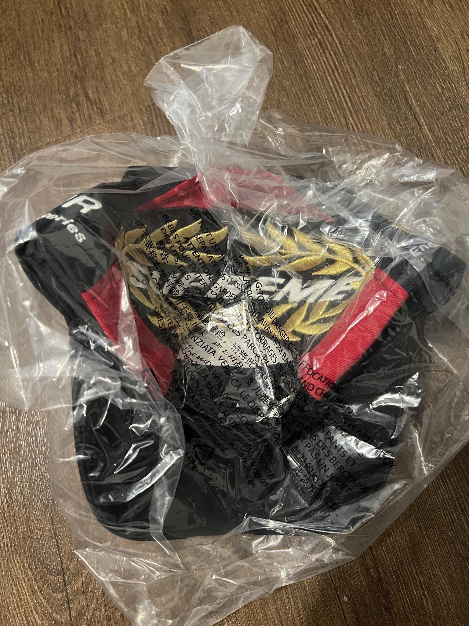 Supreme Supreme Endurance Series 6-Panel Black Brand New Size ONE SIZE - 2 Thumbnail