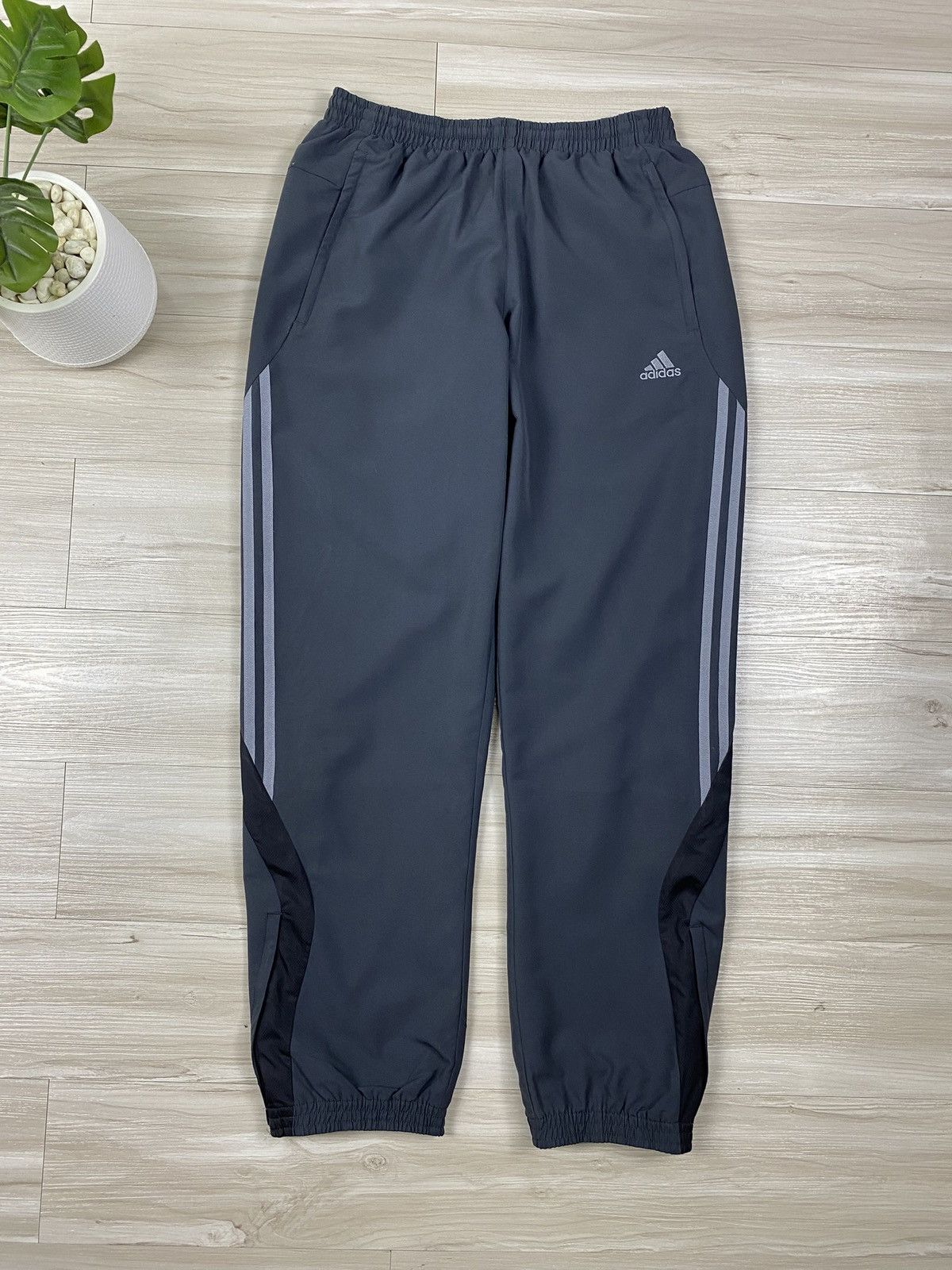 Adidas Adidas Nylon Y2K Vintage Track Pants Drill Track Size US 32 / EU 48 - 1 Thumbnail