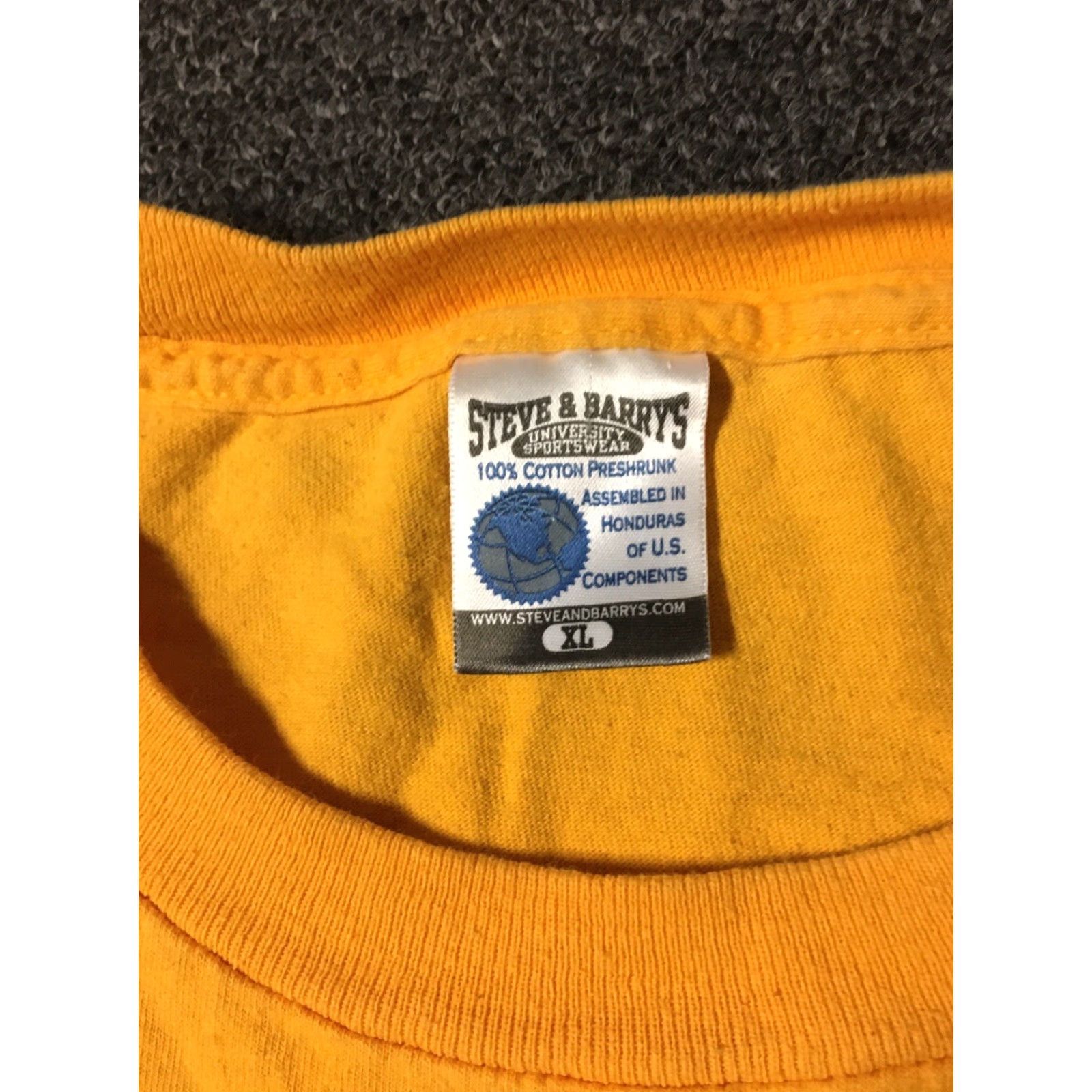 Vintage VINTAGE Michigan University Faded Spellout Shirt XL Mens Yellow 90s College Grunge Track & Field Sports University Jersey T-Shirt Size US XL / EU 56 / 4 - 6 Thumbnail