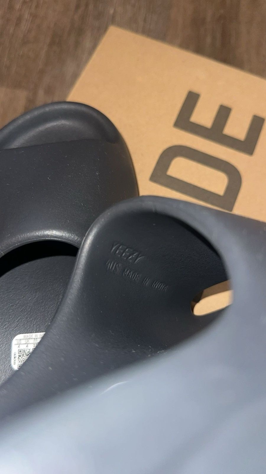 Yeezy Adidas Yeezy slide Size US 5 / IT 35 - 5 Thumbnail